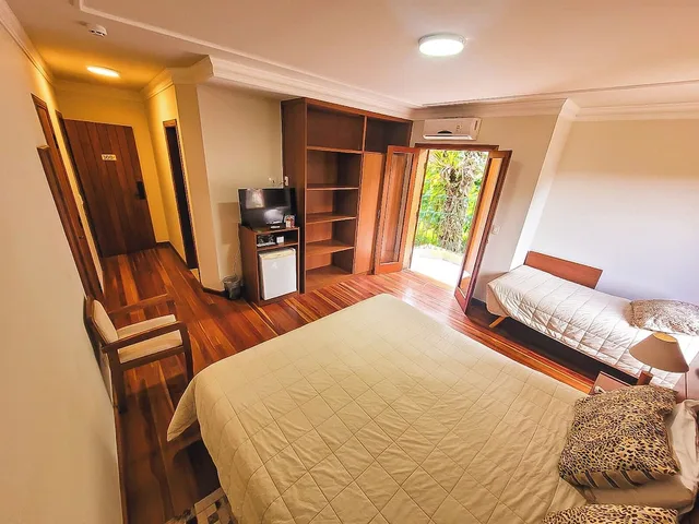 غرفة قياسية ثلاثية بسرير كوين وسرير فردي، Pousada Victoria Villa 10/10