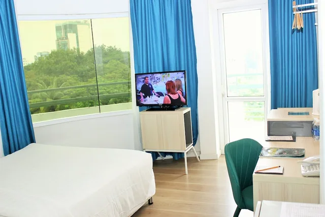 Premier, Deluxe, Twin Beds, Liberty Hotel Saigon Greenview 10/10