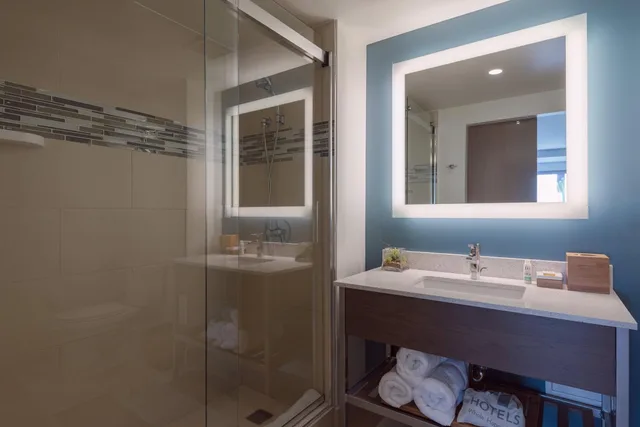 Room, Twin Beds, Accessible, Even Hotel Brooklyn 10/10