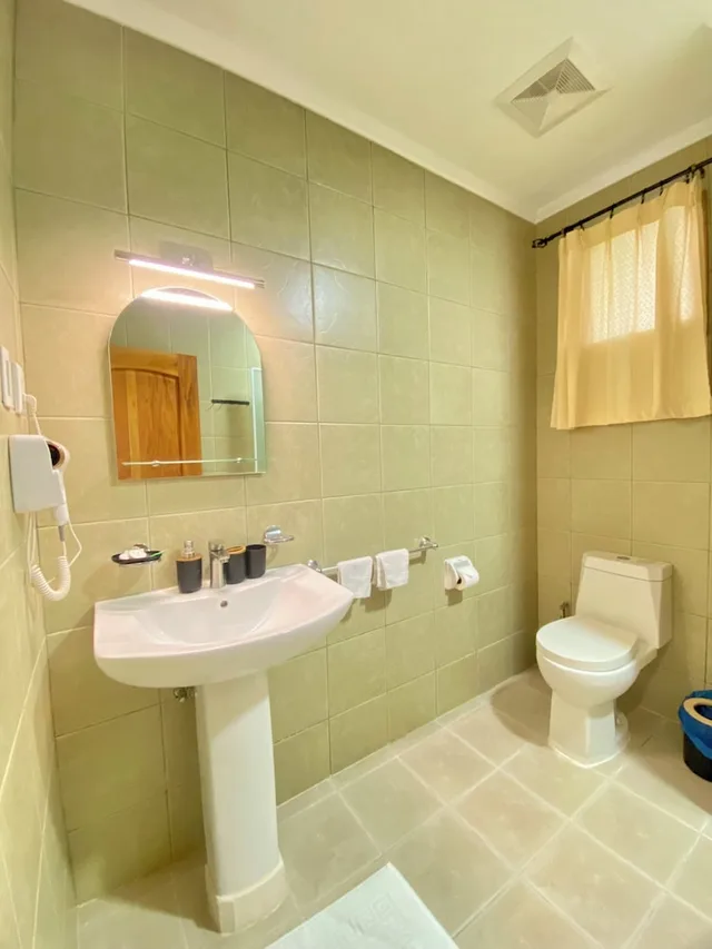 1 Bedroom, Premier, Suite, 2 Double Beds, Ocean Front، Quo Vadis Dive Resort 7/10
