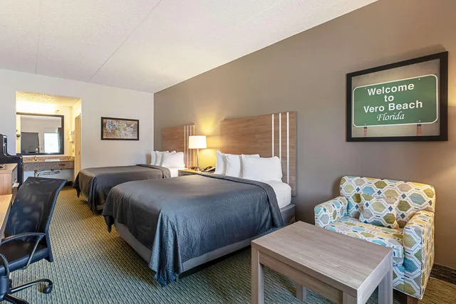 غرفة بسريرين كوين، Econo Lodge Vero Beach - Downtown 2/6
