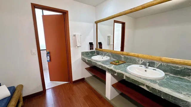 غرفة سوبيريور بسريرين منفصلين، Armenia Hotel 7/7