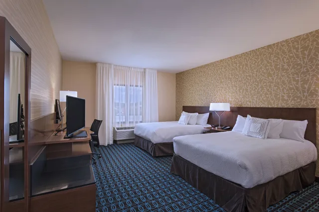 غرفة بسريرين كوين، Fairfield Inn Suites La Crosse Downtown 3/8