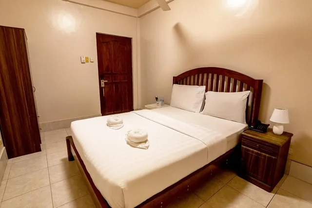 غرفة قياسية بسرير مزدوج، Kiwi Hotel 4/7