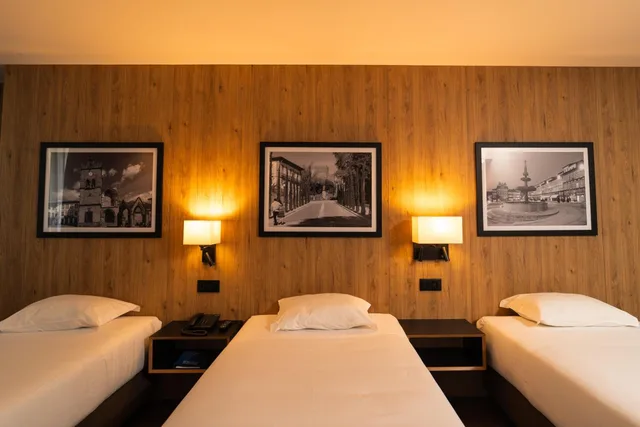 غرفة ثلاثية، Golden Age Hotel Taksim 3/4
