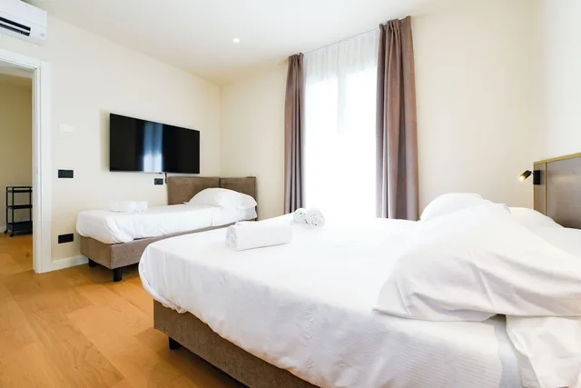 Apartment, 1 Queen and 1 Single Bed, Convertible Double Bed, Kitchenette, Annex، Best Western Hotel Arya 7/10