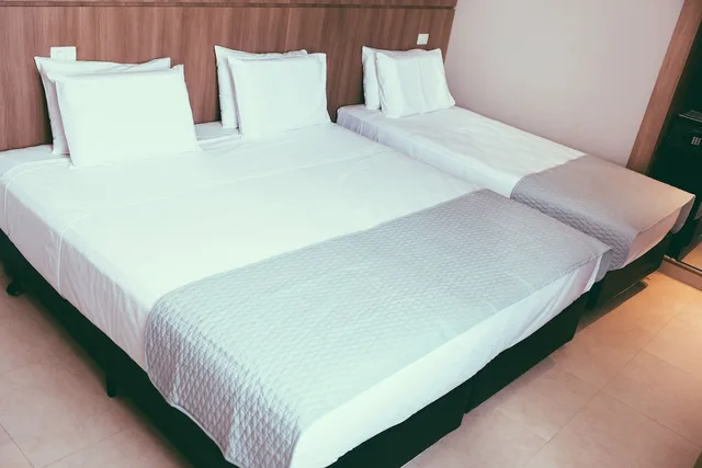 Gold, Triple, 1 King and 1 Single Beds, Double and Twin Beds، Occitano Apart Hotel 1/4