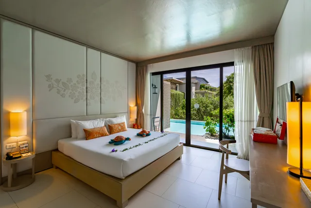 غرفة سوبيريور بسرير كينج، Proud Phuket Hotel 1/4