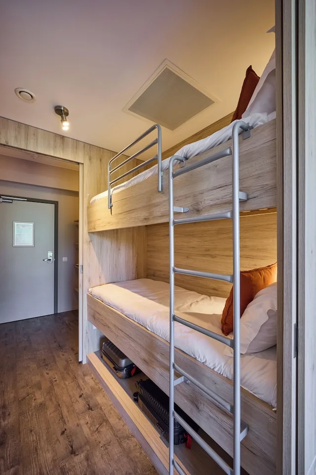 استوديو عائلي بسرير مزدوج وسرير بطابقين، Holiday Suites Westende 4/10