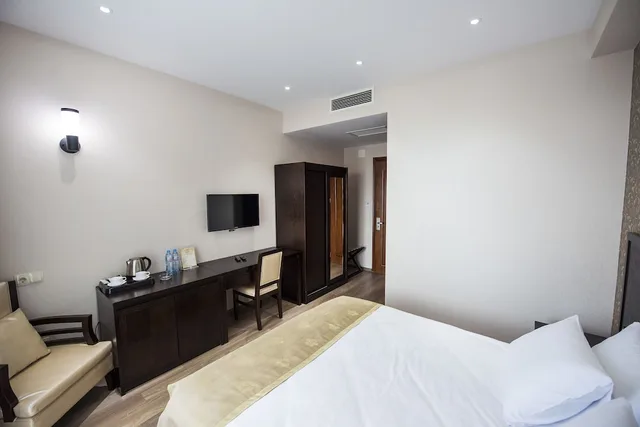 Economy, King Bed, Ground Floor, Tbilisi Inn 1/2