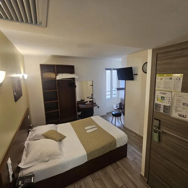 غرفة صغيرة مزدوجة، Massilia Hotel 4/10