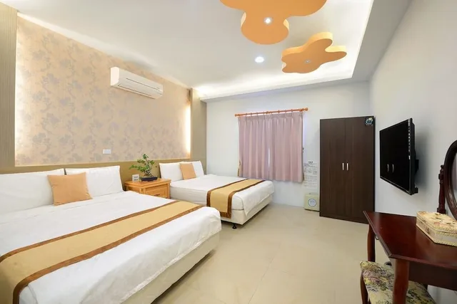 غرفة قياسية رباعية بسريرين مزدوجين، Lunatis Bay Hotel 4/10