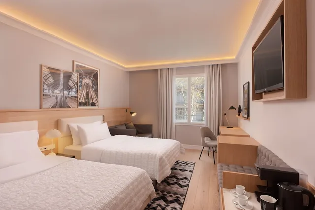 غرفة بريميوم بسريرين منفصلين، Le Meridien Barcelona 2/10