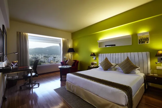 غرفة تنفيذية بسرير كينج، Vivanta Vijayawada MG Road (ex. The Gateway M G Road Hotel) 3/10