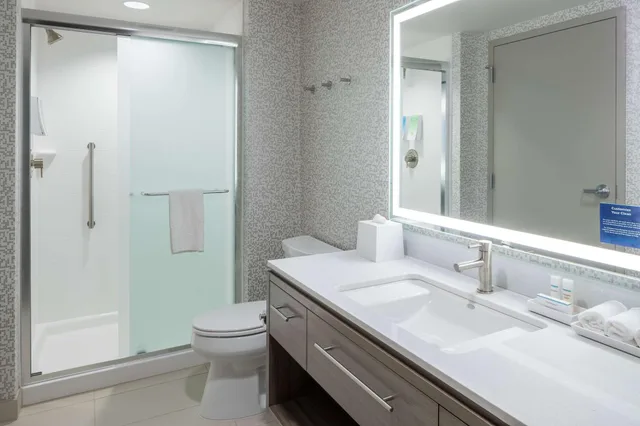 1 Bedroom, Suite, Home2 Suites By Hilton Fort Worth Cultural District Tx 2/3
