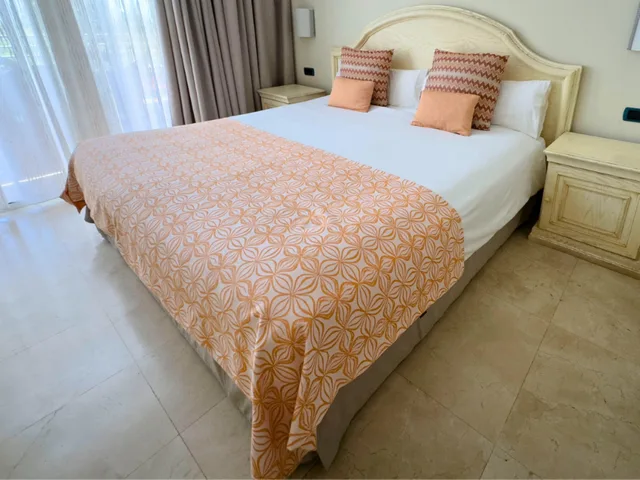 2 Bedrooms, Penthouse, Sea View, Private Pool, Holiday Club Playa Amadores 2/3