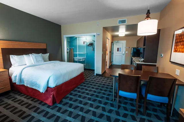 استوديو بسرير كينج، Towneplace Suites Toledo Oregon 1/4