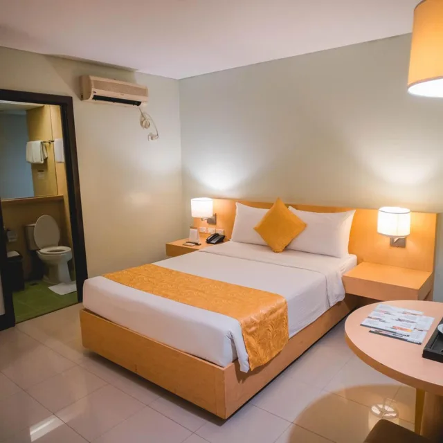 غرفة بريميير، Manila Grand Opera Hotel 4/7
