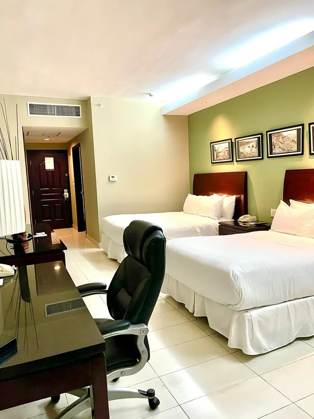غرفة بسريرين مزدوجين، Sand Diamond Hotel (ex Four Points by Sheraton Colon) 2/4