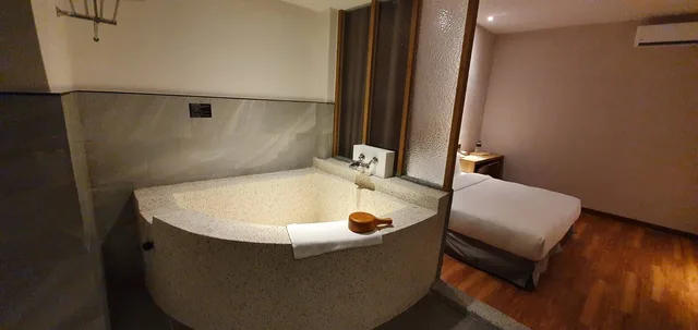 Room, Queen Bed, No Window, Large, Yunoyado Onsen Hotspring Hotel Deyang 3/3