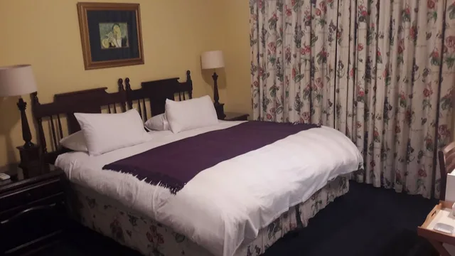 غرفة ديلوكس بسرير كوين، Ridgeview Lodge 2/4
