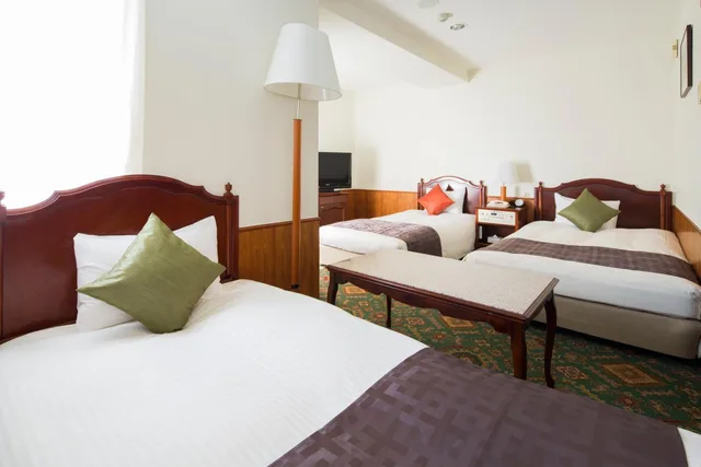 غرفة ثلاثية للمدخنين، Premier Hotel Cabin Obihiro 1/5