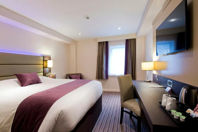 غرفة بسرير مزدوج، Premier Inn Bristol City Centre Lewins Mead 2/2