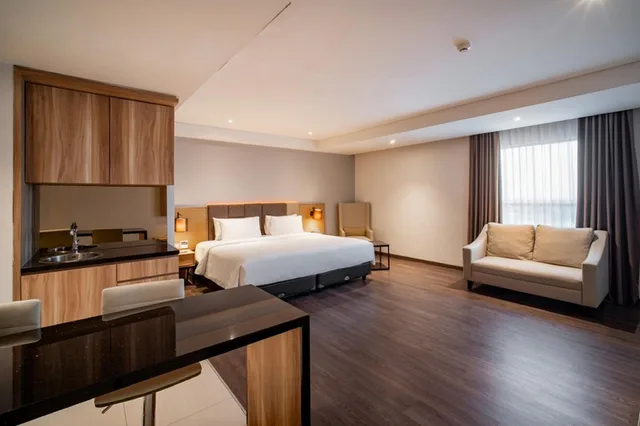 جناح بزنس، Swiss-Belhotel Karawang 2/3