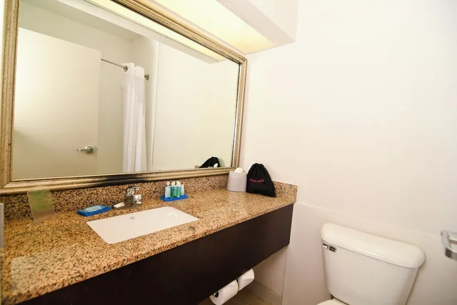 Feature, Suite, 2 Queen Beds, Holiday Inn Express Hotel And Suites Port Clinton Catawba Island 7/8