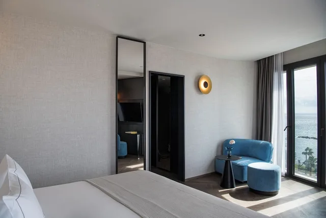 جناح بسرير كينج بإطلالة على البحر بشرفة، Hotel Europa 4/6