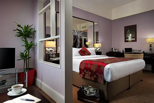 جناح جونيور، Carlton Hotel Blanchardstown 1/6