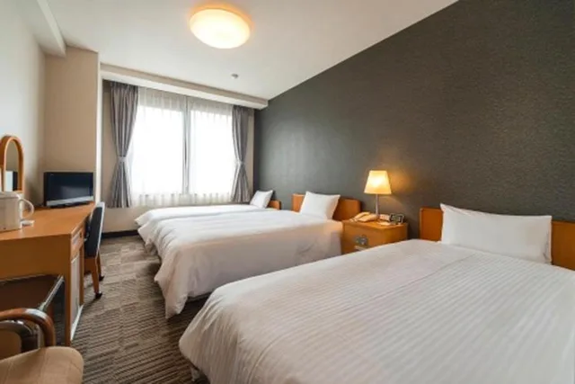 غرفة قياسية ثلاثية بثلاثة أسرّة، Hotel Kanazawa Kenrokusou 1/4