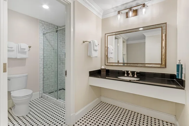 استوديو بسرير كينج وسرير كوين مع أريكة، Hilton Vacation Club Lodge Alley Inn Charleston 2/3
