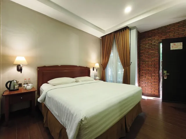 كوخ بسرير مزدوج، Thongs Inn Kualanamu Transit Hotel 4/10