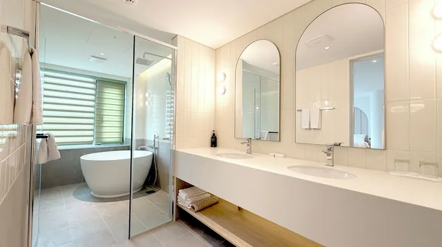 Room, 2 Double and Twin Beds، The K Hotel Gyeongju 2/2