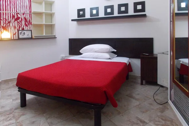 Room, Double or Twin Bed, Colours 2/4