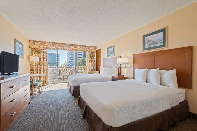 غرفة بإطلالة على المسبح، The Caravelle Resort 2/2