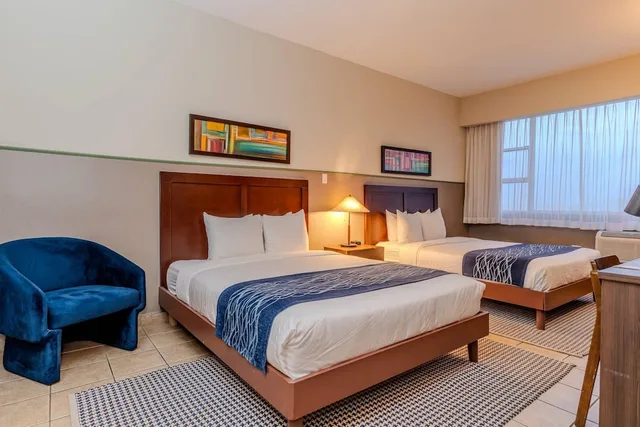 غرفة بسريرين مزدوجين، Comfort Inn & Suites Levittown PR 1/6