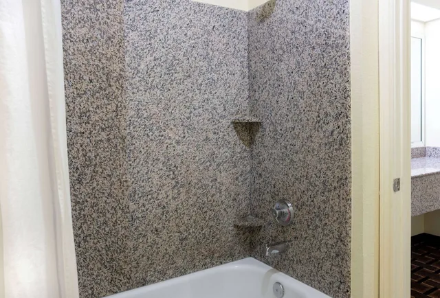 Studio, Suite, 2 Queen Beds, Smoking, Super 8 by Wyndham Stafford Sugarland Area 4/4