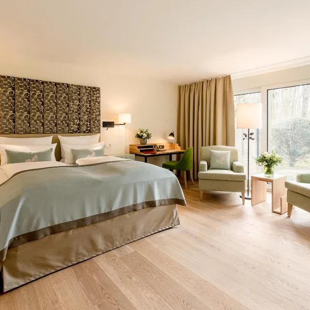 Deluxe, Pavilion، Rothof 3/3
