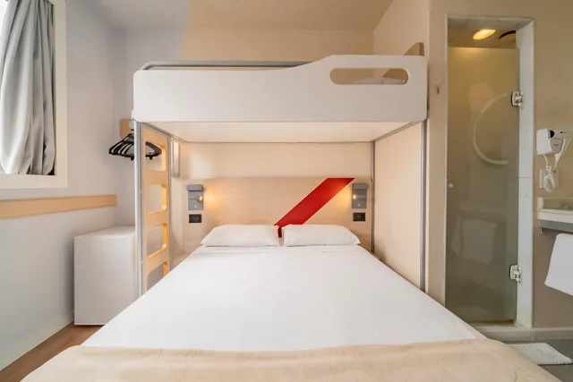 غرفة سوبيريور ثلاثية، Ibis Budget Sao Paulo Paulista 2/4