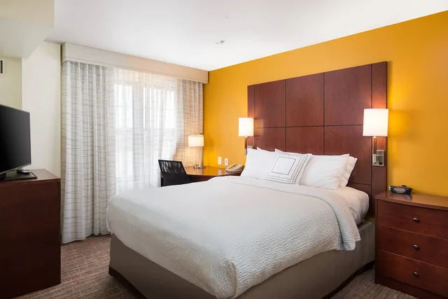 جناح استوديو بسرير كينج مع أريكة لذوي الإعاقة، Residence Inn Springfield Old Keene Mill 1/2