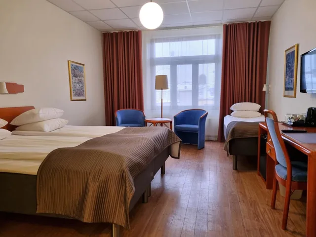 غرفة ثلاثية بسرير فردي، Hotel Lorensberg 1/5