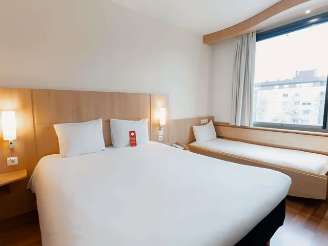 غرفة عائلية بسرير مزدوج مع سرير إضافي، Ibis Barcelona Mollet 3/7