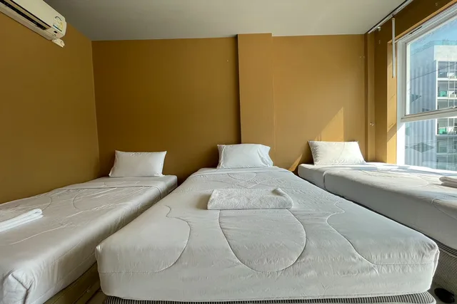 سكن مشترك للنساء، The Landmark Patong 1/5