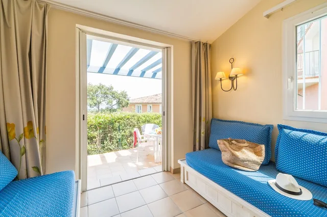 1 Bedroom, Apartment, Double Bed, 2 Sofa, Balcony or Terrace، Maeva Particuliers Les Restanques Du Golfe de Saint Tropez 1/10