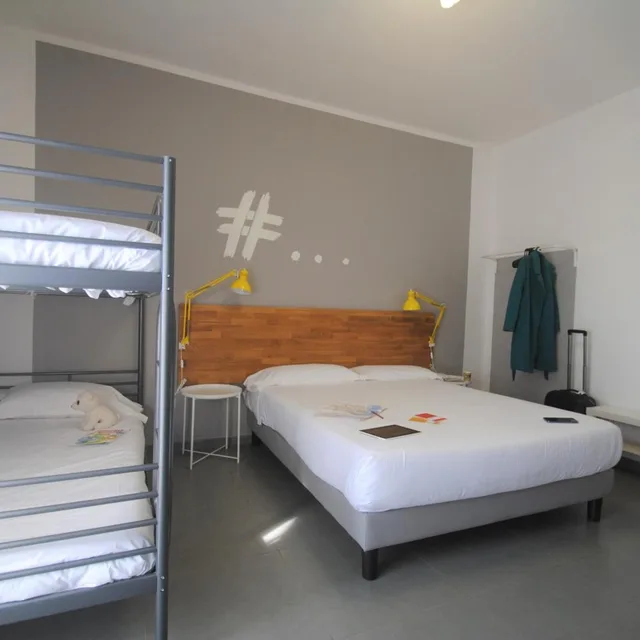 غرفة رباعية بسرير مزدوج، Ibis Styles Brindisi 1/5