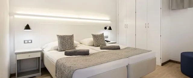 شقة سوبيريور بسريرين منفصلين بإطلالة على البحر مع أريكة في طابق مرتفع، Servatur Green Beach 6/10