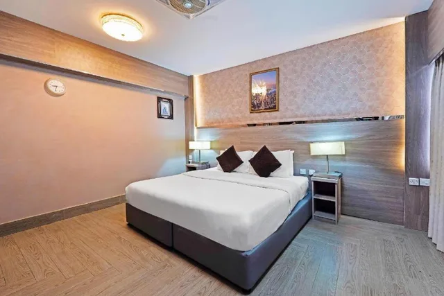 غرفة ديلوكس بسرير كينج، OYO 338 Transworld Hotel 3/8