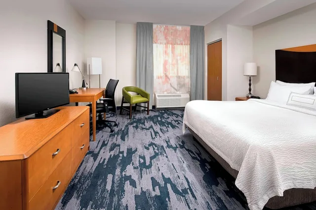 استوديو بسرير كينج بإطلالة على المدينة، Fairfield Inn and Suites Miami Airport South 1/4